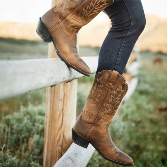 Ariat Shoes - Ariat Heritage R Toe Western Boots Ladies 8B, EUR 38.5, Distressed Brown